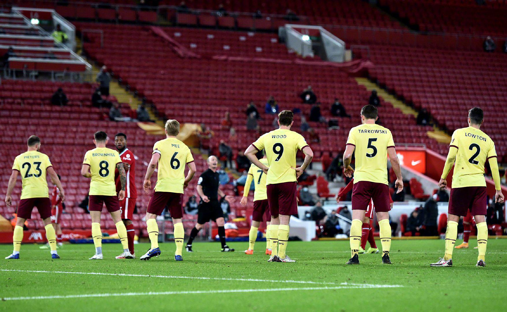 无论是后卫 无论是后卫